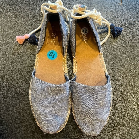 Toms Katalina Chambray
Espadrilles Women's Size 10 new no tags - Picture 1 of 7